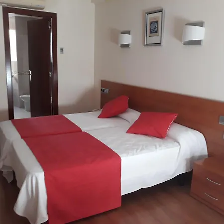 Hotel Zaravencia By Bossh 3*