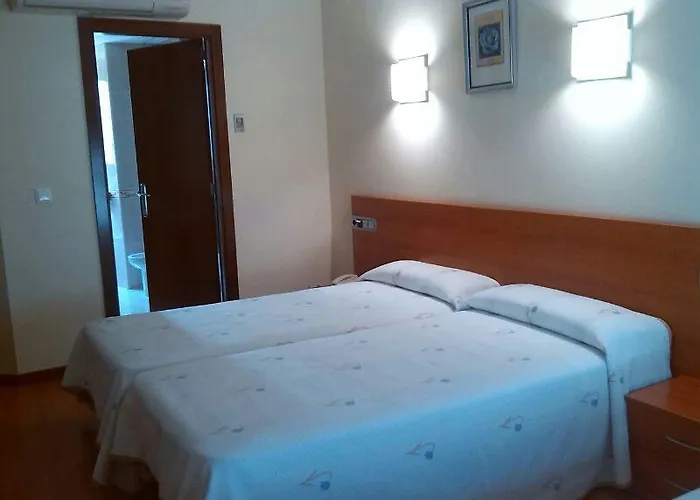 Hotel Zaravencia By Bossh